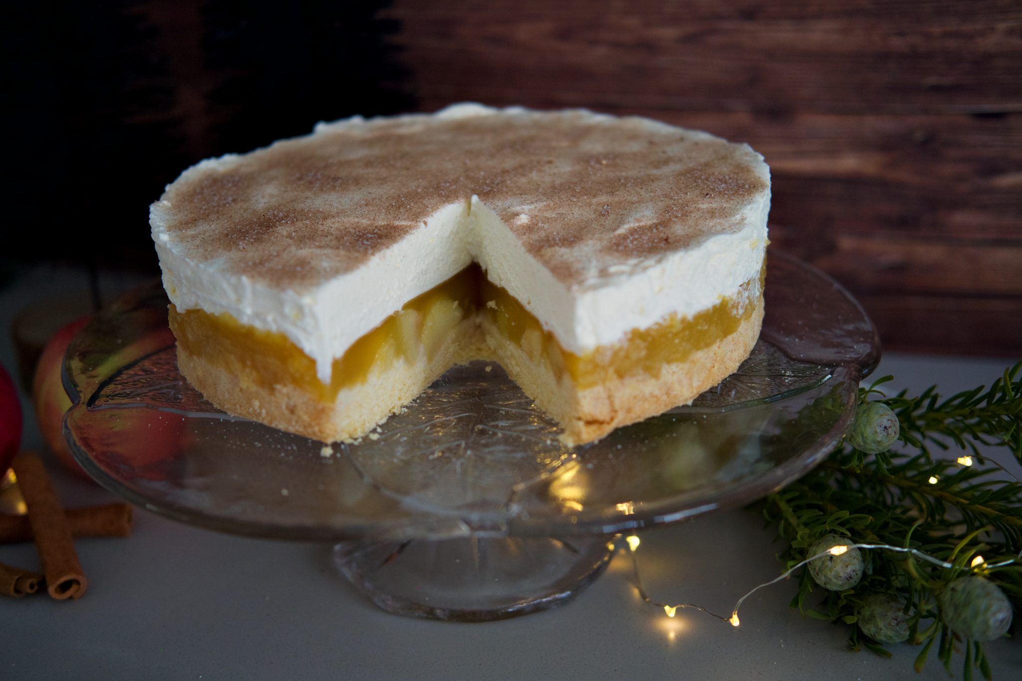 Winterliche Apfel Zimt Torte - super einfach gemacht Winterliche Apfel Zimt Torte - super einfach gemacht